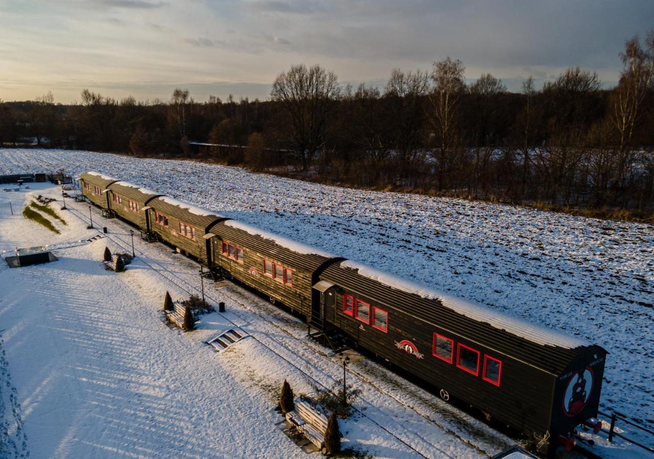Stacja Galicja - Nocleg W Pociagu Blisko Energylandia Zator Exterior foto
