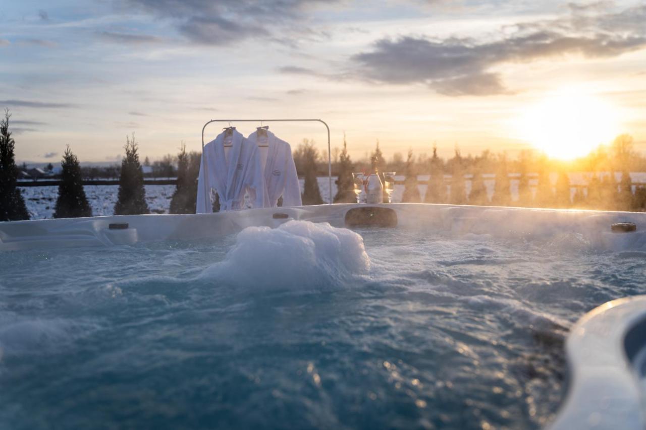 Aparthotel Stacja Galicja - Nocleg W Pociagu Blisko Energylandia Zator Exterior foto